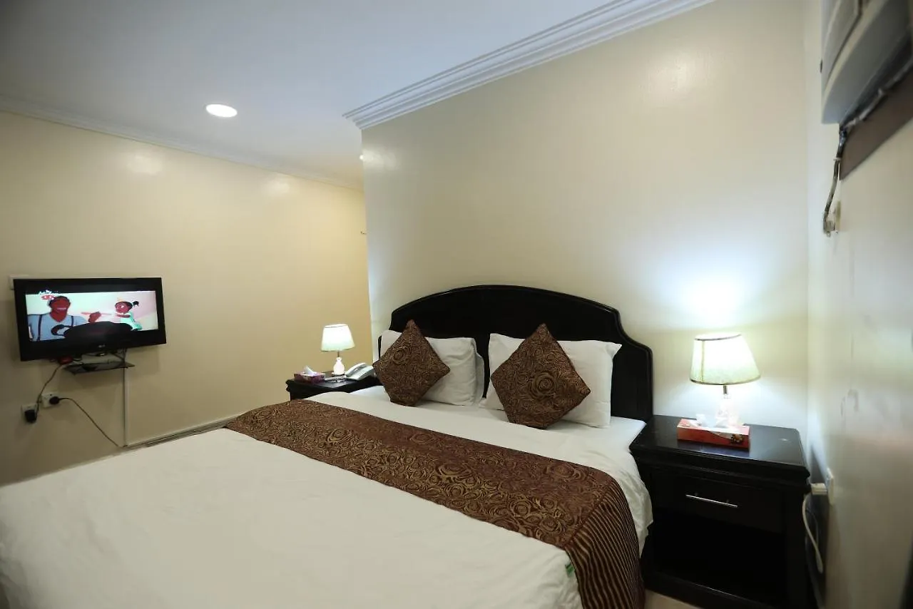 العييري للوحات المفروشة الدمام3 Apartment Saudi Arabia
